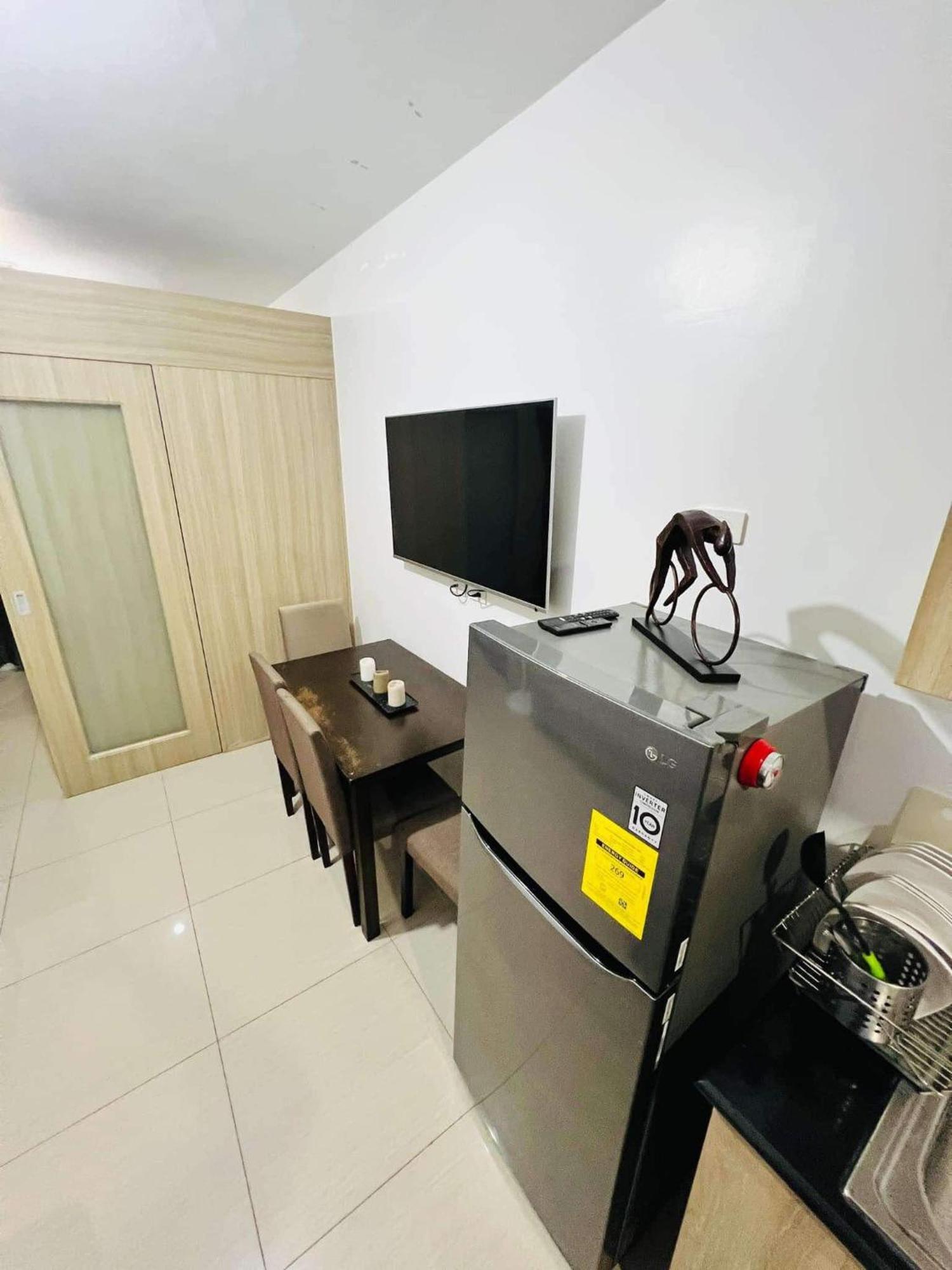 Shore 1 & 3 Residences Moa 1Br With Balcony By Darpm Manila Luaran gambar